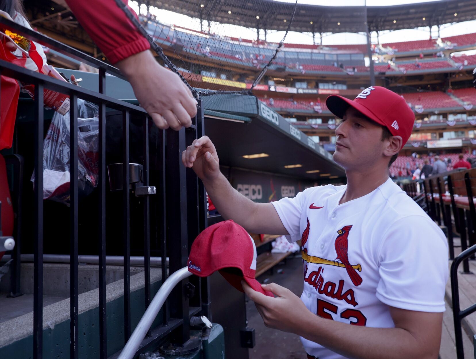 Cardinals 6, Pirates 2